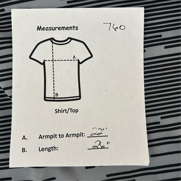 Old Navy Men's Gray Short Sleeve T-Shirt Size L Black Pattern - Picture 6 of 8